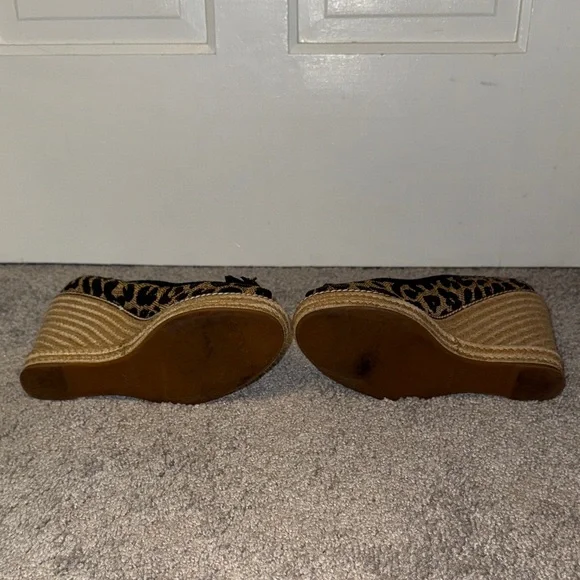 Tory Burch Jackie Peep-Toe Leopard Print Wedge Espadrilles - Picture 6 of 6